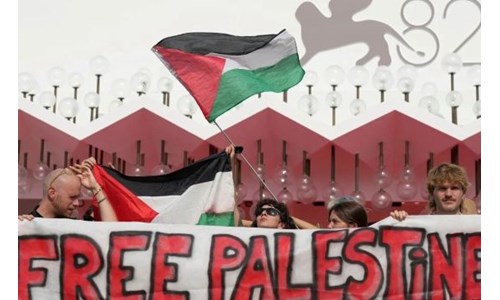 82. VENEDİK FİLM FESTİVALİ İSRAİL'İ PROTESTO GÖSTERİLERİYLE BAŞLIYOR