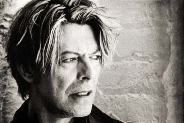 DAVİD BOWIE ARŞİVİNDEN ÇIKTI: EN SEVDİĞİ 15 ŞARKI