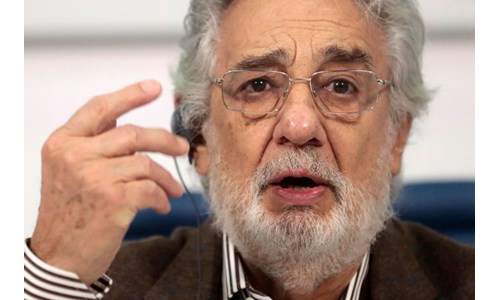 PLACIDO DOMINGO CORONADAN HASTANEYE KALDIRILDI