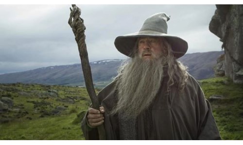 YENİ YÜZÜKLERİN EFENDİSİ'NDE GANDALF'I OYNAYACAK 85 YAŞINDAKİ  IAN MCKELLEN: 'ELİNİZİ ÇABUK TUTUN''