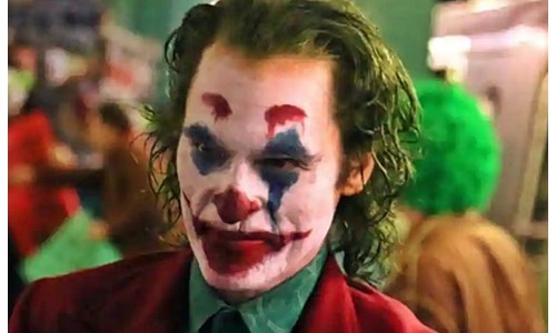 VENEDİK'TE EN İYİ FİLM 'JOKER'