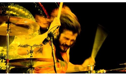 ROCK TARİHİNİN EN BÜYÜK DAVULCUSU KİM?