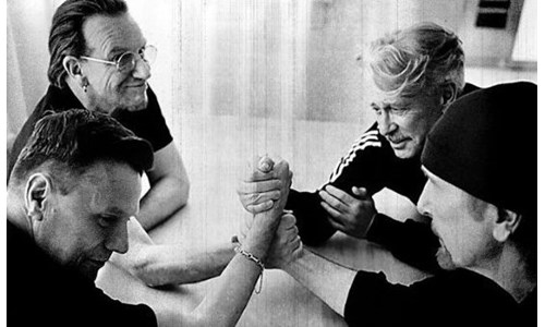 U2'DAN SÜRPRİZ EP ÇALIŞMA