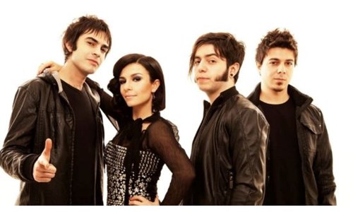 MODEL GRUBUNDAN MÜJDELİ HABER