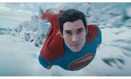 SUPERMAN 20 MİLYON DOLAR KAZANDI BİLE