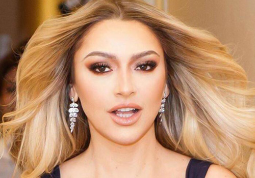 HADİSE'DEN YENİ ALBÜM GELİYOR